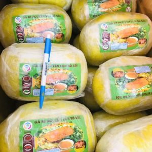 Gà bó xôi ôm trứng
